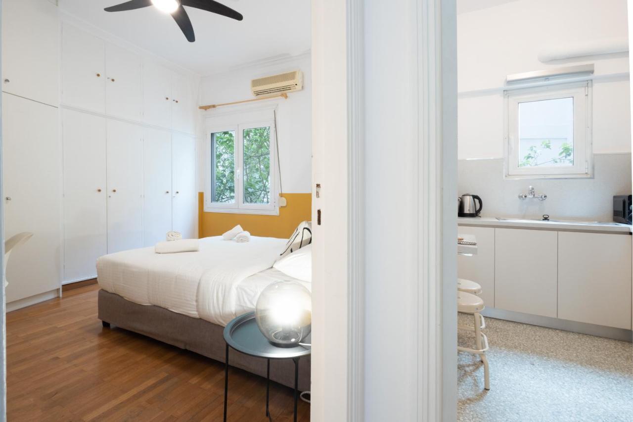 Spacious High-Ceiling 2-Bedroom By Acropolis Museum Atene Esterno foto