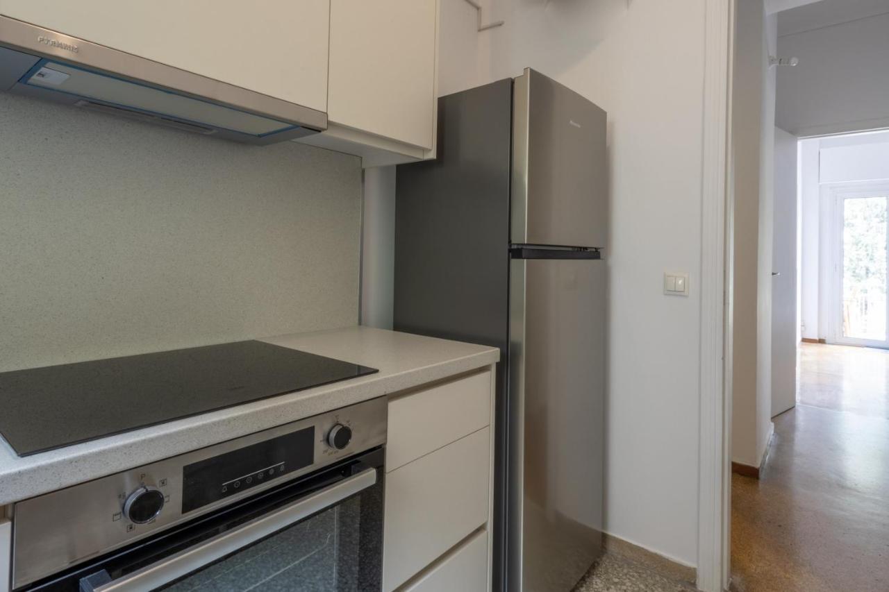 Spacious High-Ceiling 2-Bedroom By Acropolis Museum Atene Esterno foto
